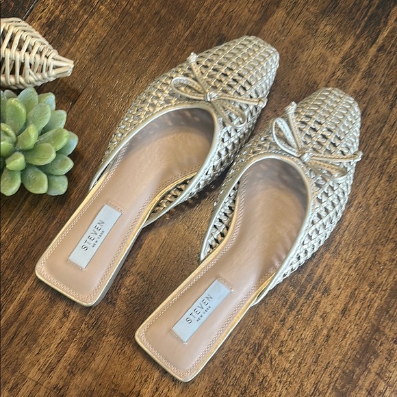 Steven by Steven Madden  | Celeste Mule, Gold - Picture 2 of 4